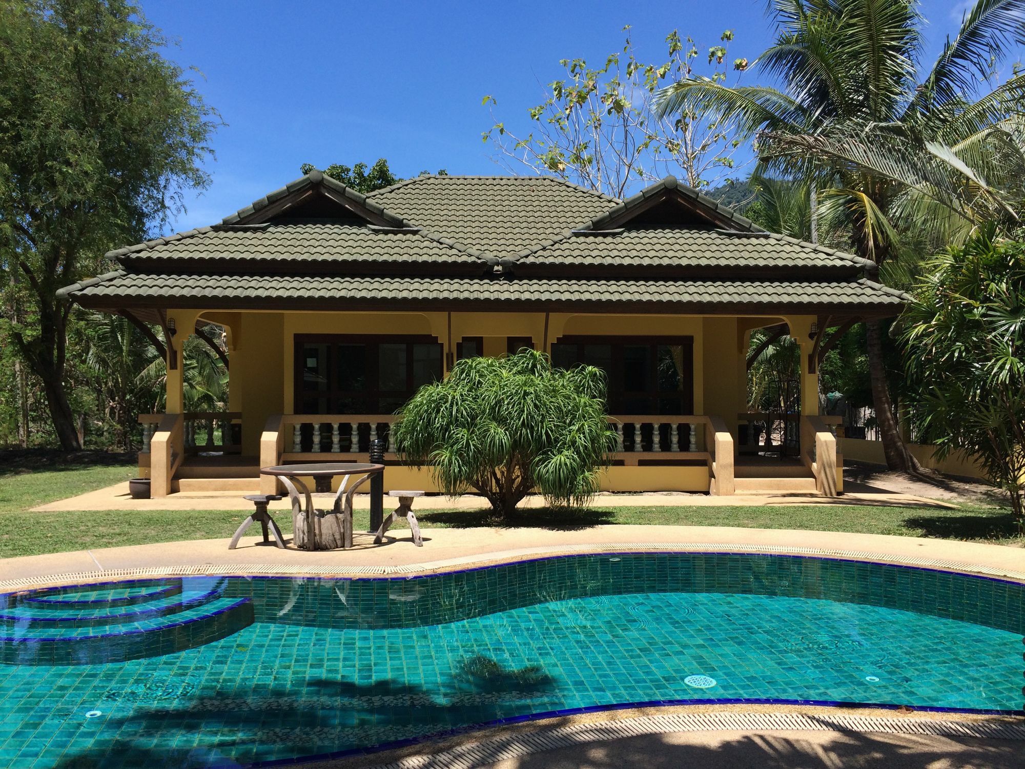 Marilyns Residential Resort Maret Ngoại thất bức ảnh